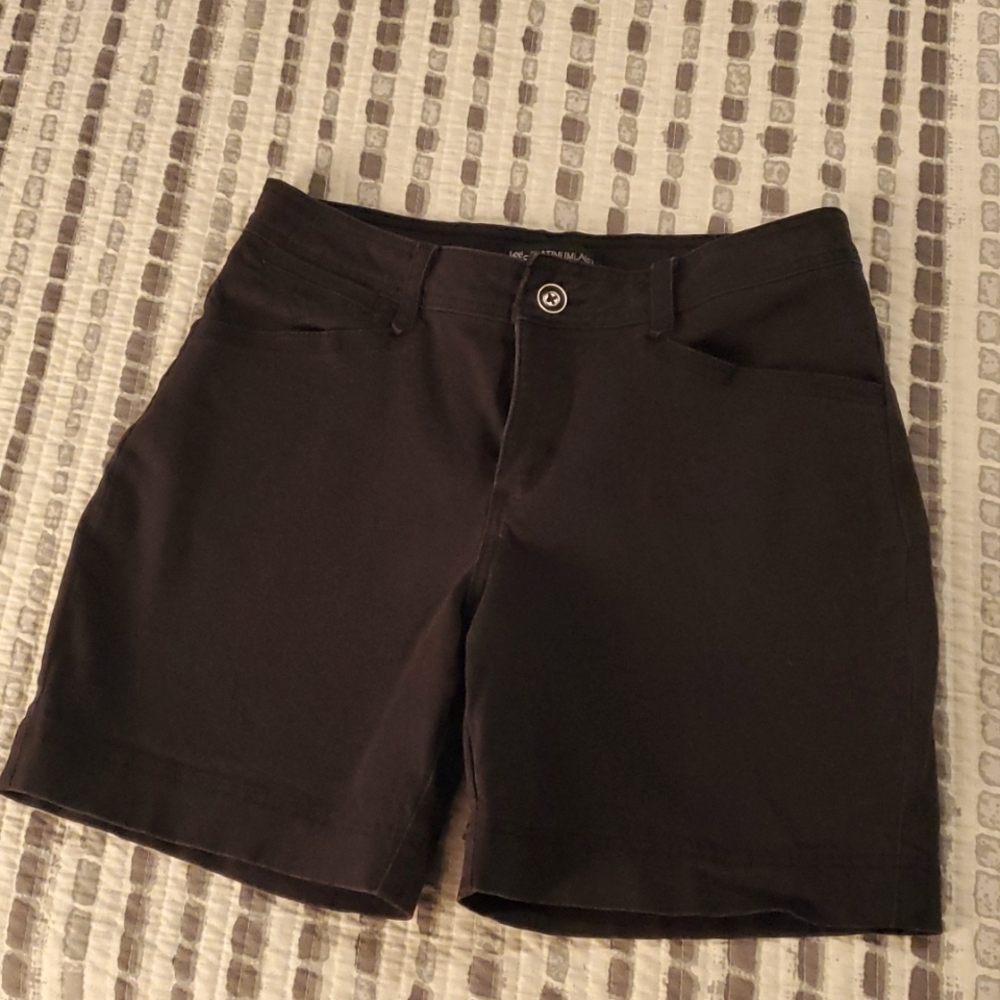 Lee Platinum Label Black Jean Shorts Sz 8 Petite